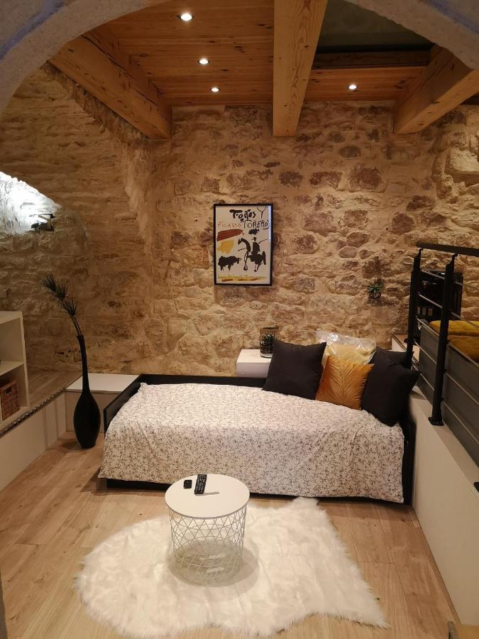Отель Lou Pastre La Boissiere  Экстерьер фото