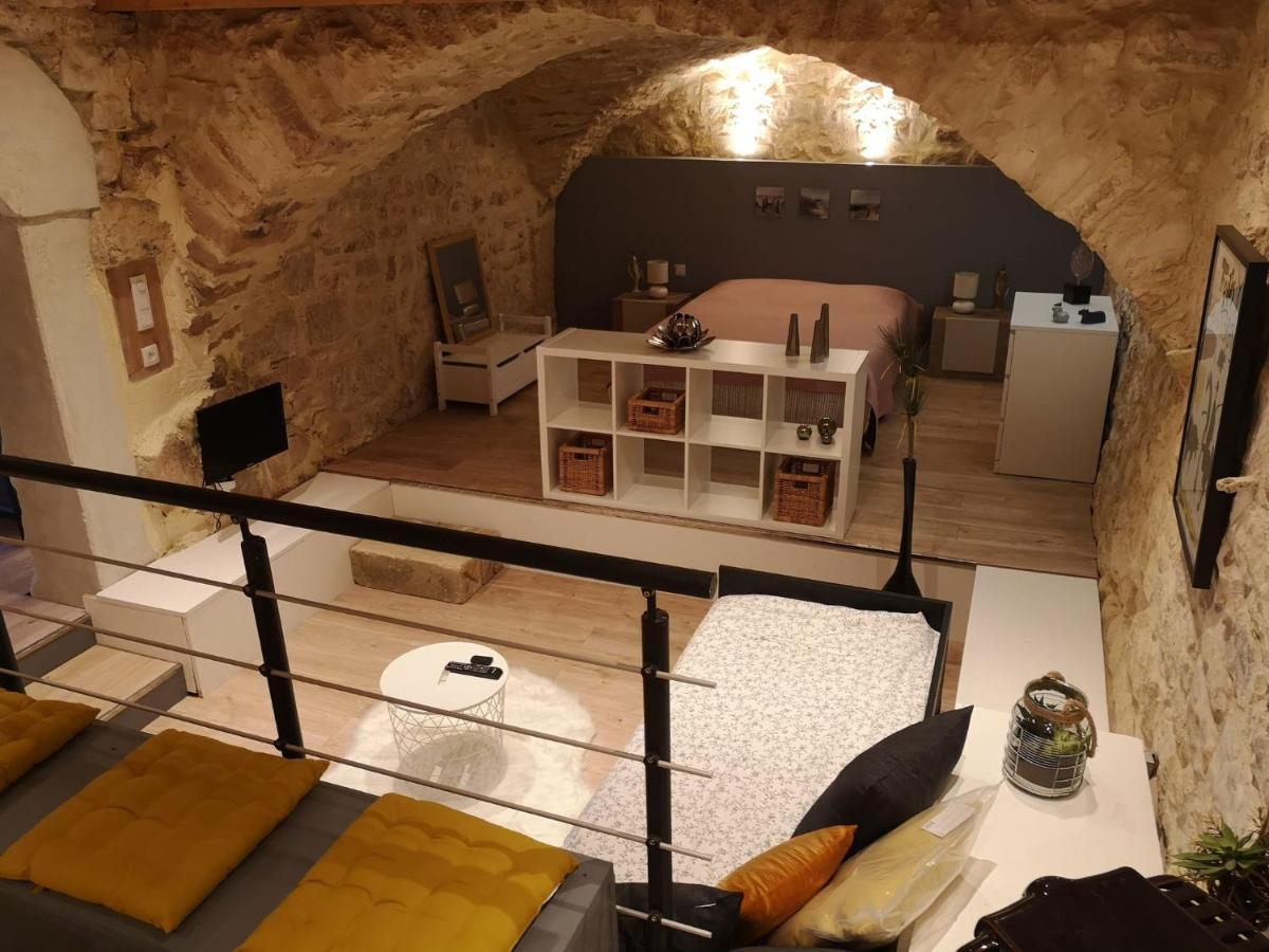 Отель Lou Pastre La Boissiere  Экстерьер фото